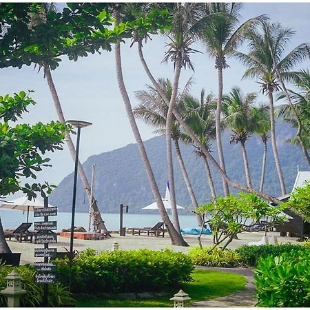 Baan Thong Ching Resort Khanom Exteriör bild
