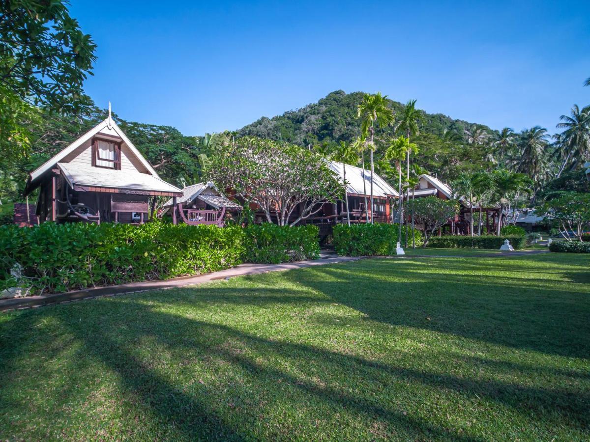 Baan Thong Ching Resort Khanom Exteriör bild