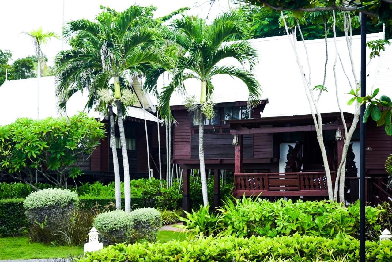 Baan Thong Ching Resort Khanom Exteriör bild