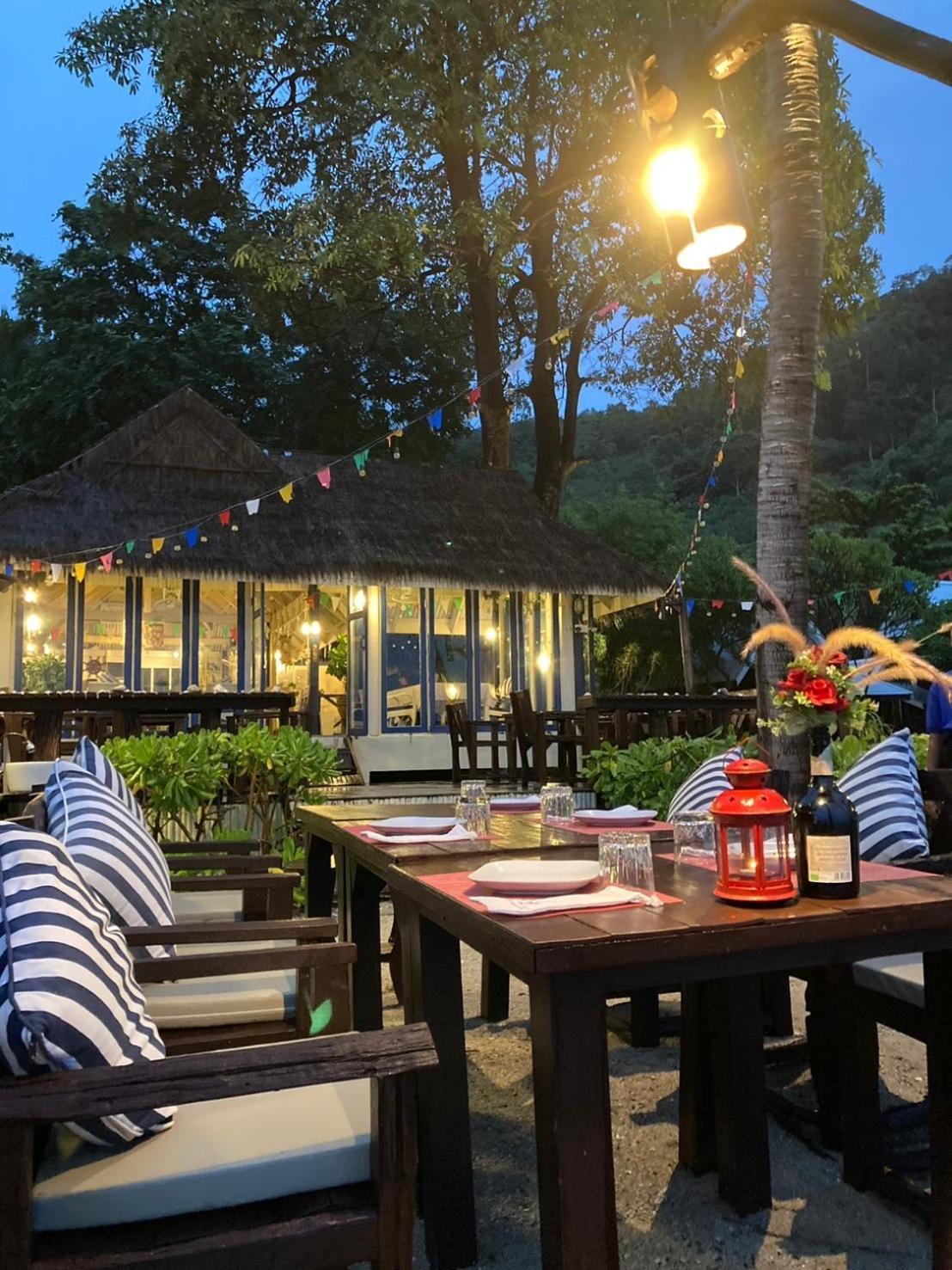 Baan Thong Ching Resort Khanom Exteriör bild