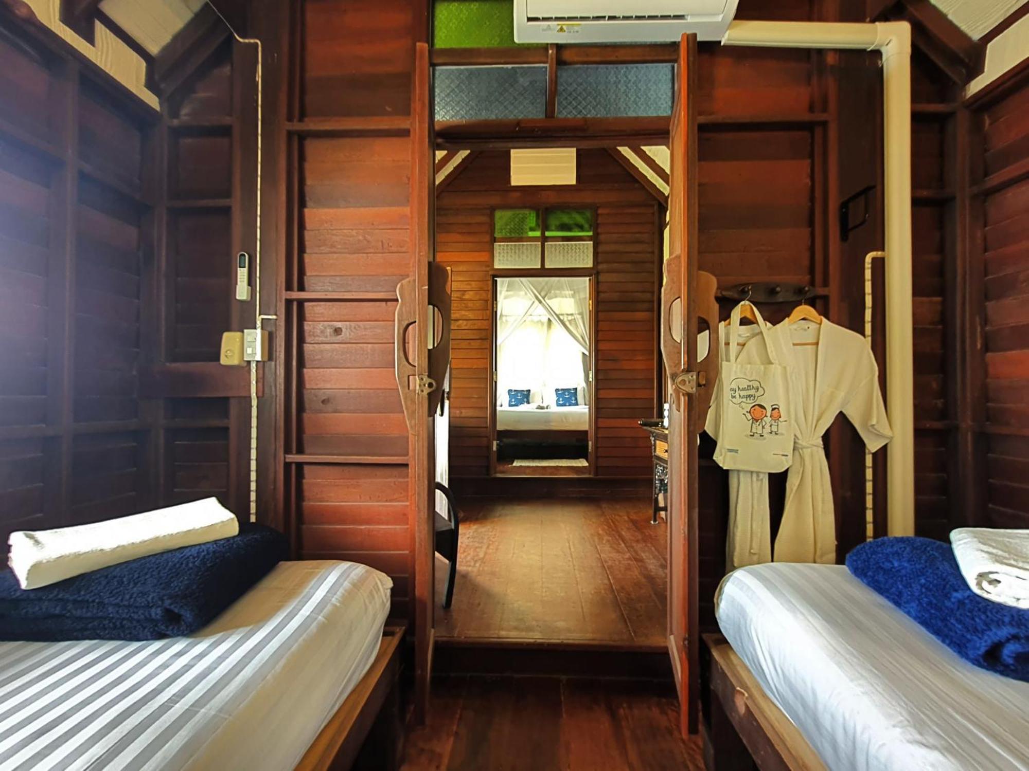 Baan Thong Ching Resort Khanom Exteriör bild