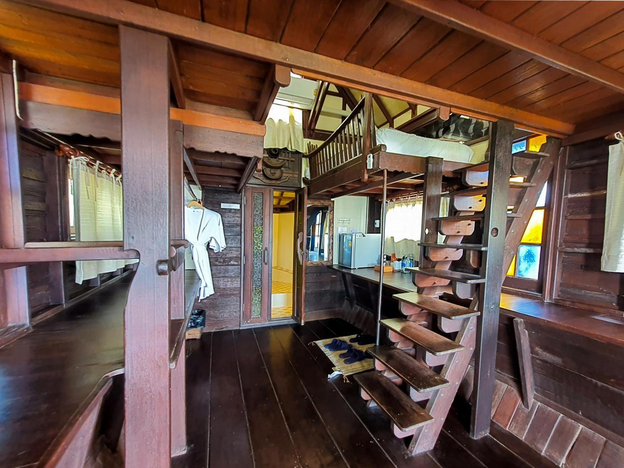 Baan Thong Ching Resort Khanom Exteriör bild