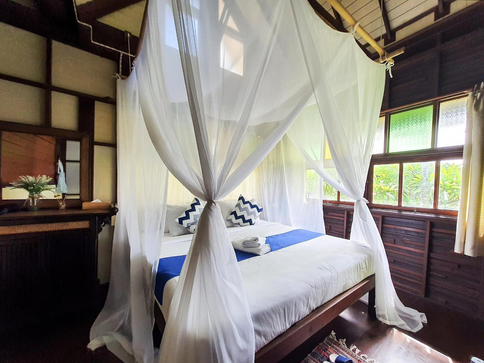 Baan Thong Ching Resort Khanom Exteriör bild